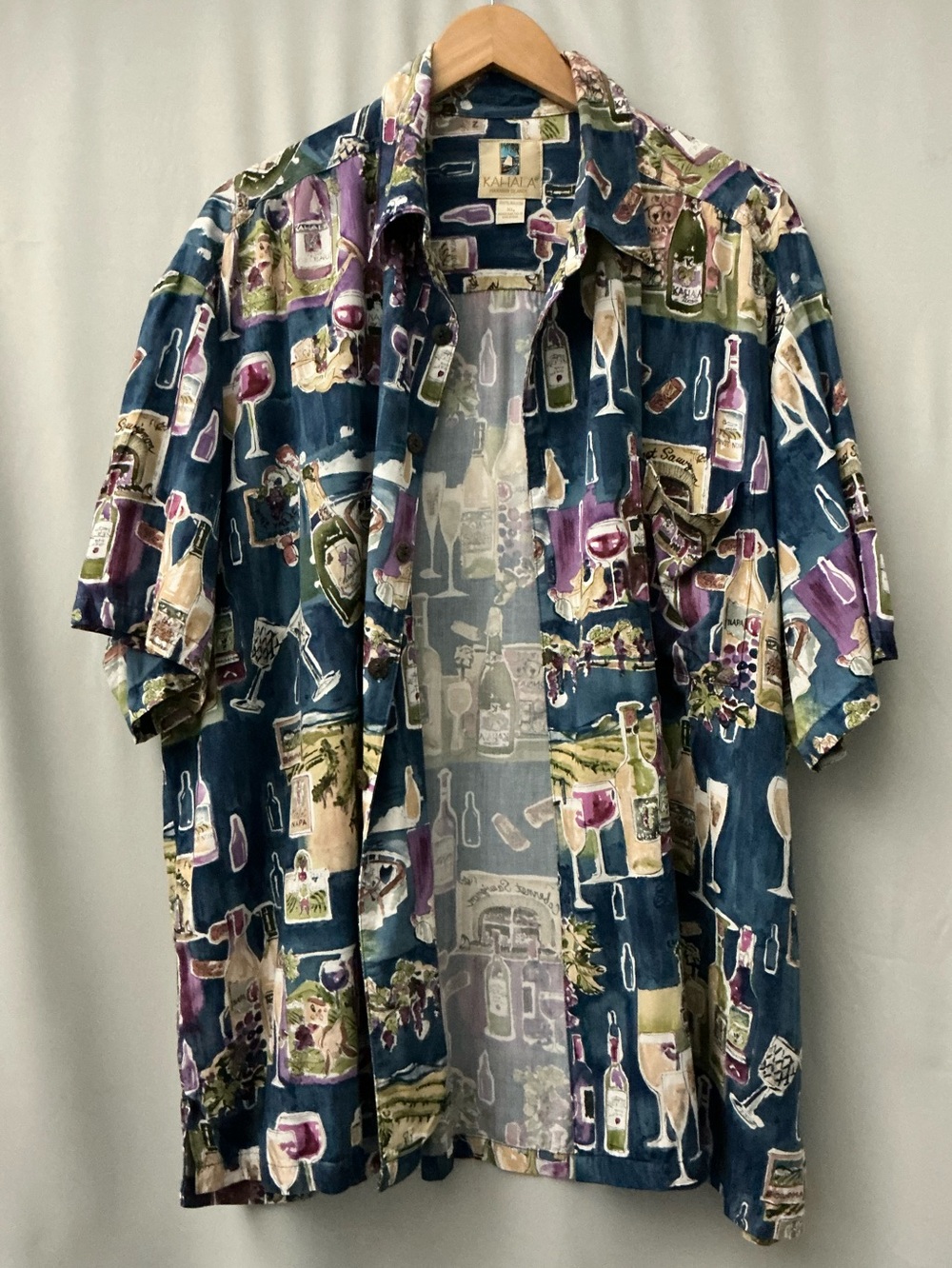 Kahala  Hawaiian Shirt Size XL